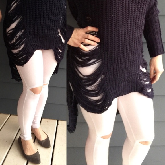 30% OFF 2/MORE NEW White Knit Leggings Cutout Knee - Picture 3 of 3